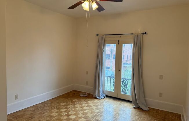 3 beds, 1.5 baths, $2,995, Unit 2nd