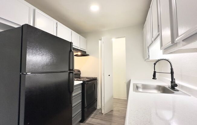1 bed, 1 bath, 592 sqft, $1,295, Unit 85