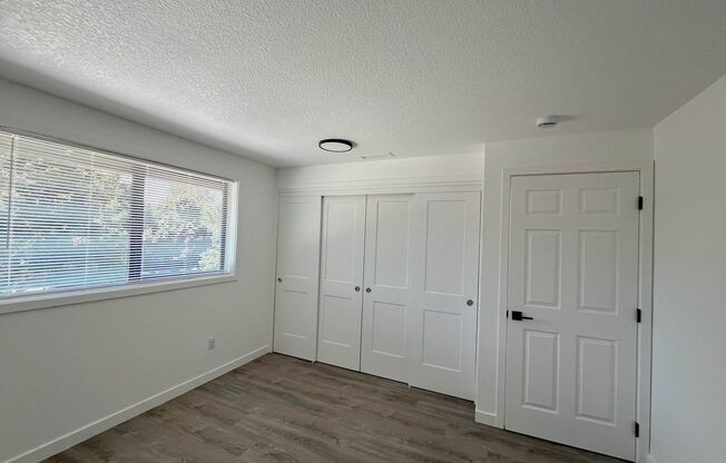 2 beds, 2 baths, 940 sqft, $1,515, Unit 18-34