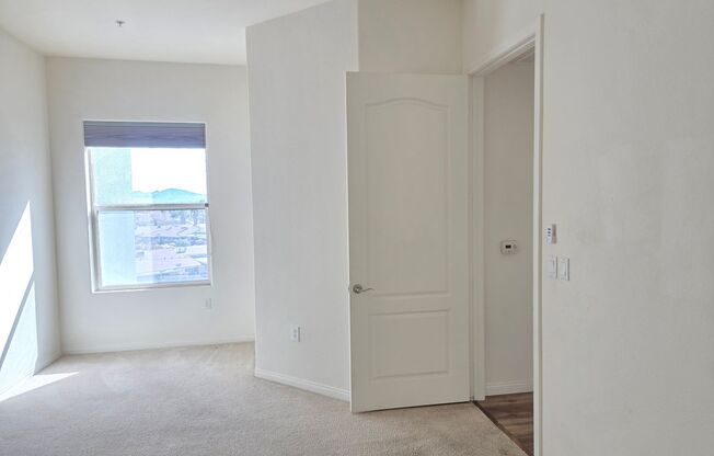 2 beds, 2 baths, $1,600, Unit UNIT 332