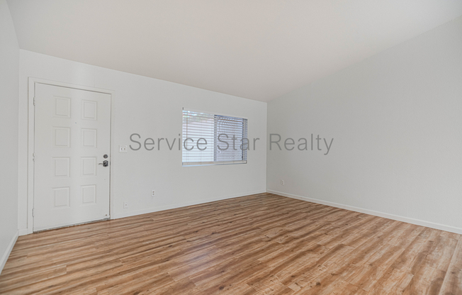 909 W Malibu Dr