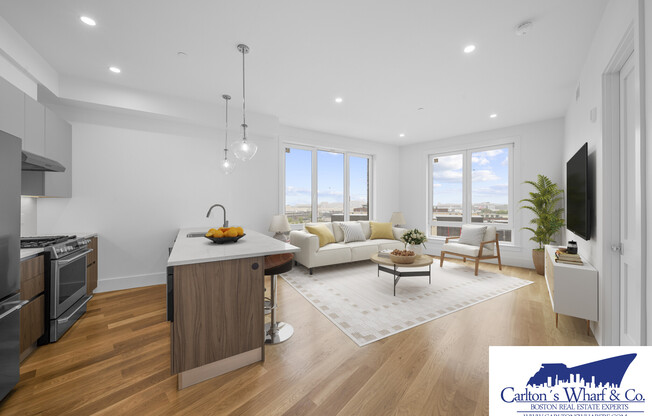 218 OLD COLONY AVE