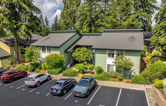 2 beds, 1 bath, 785 sqft, $1,995, Unit A04