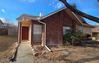 COMING SOON! Stoneridge Duplex Well-Maintained 3 Bedroom