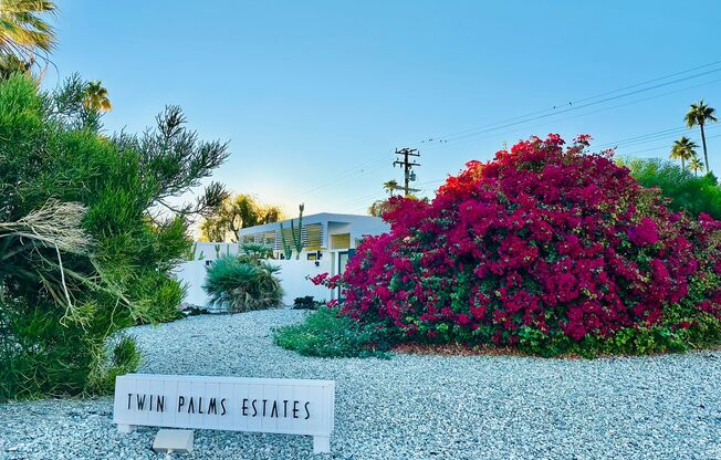 Stunning Midcentury Retreat in Twin Palms Estates