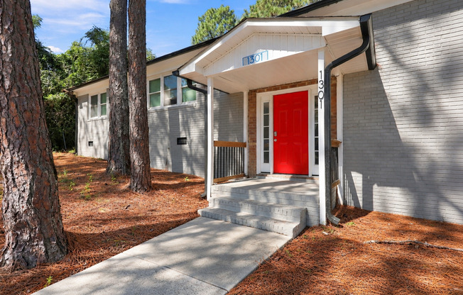 2 beds, 1 bath, 725 sqft, $1,147, Unit 1301-B