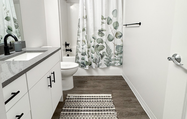 1 bed, 1 bath, 585 sqft, $1,715, Unit 516