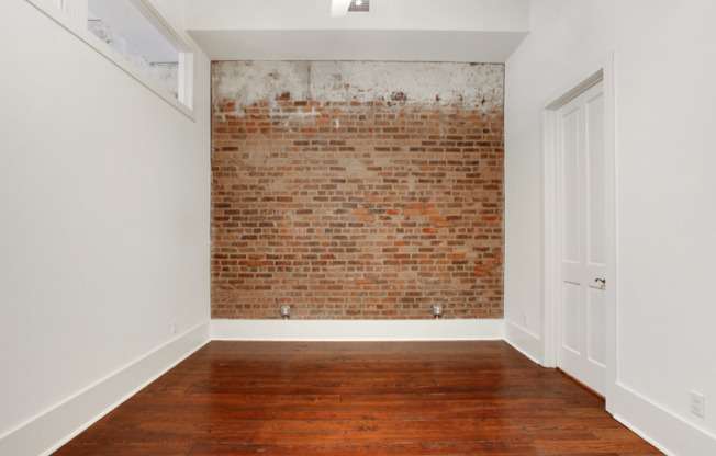 204 DECATUR ST