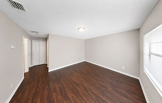 E Poinsettia Ave 921 - TA1