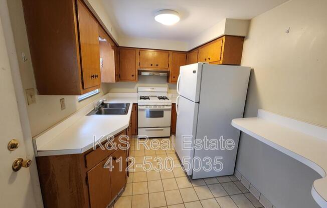 1032 SMT ST