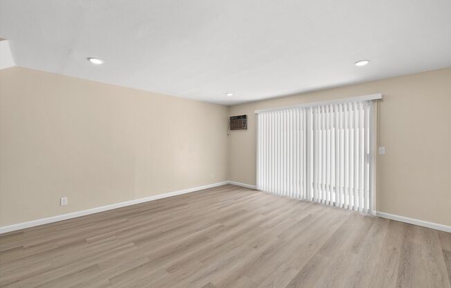 2 beds, 2 baths, 1,100 sqft, $2,500, Unit 116
