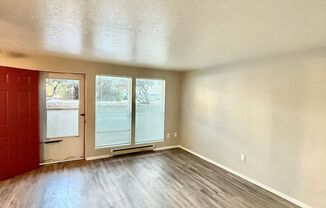 1 bed, 1 bath, $795, Unit 13