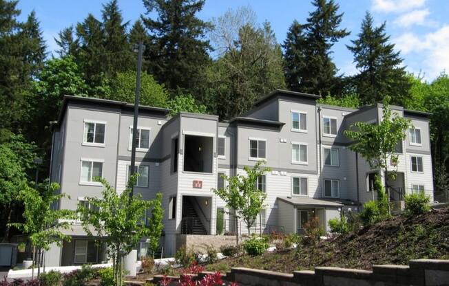 Welcome to Terrace At Columbia Knoll Apartments