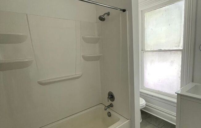 1 bed, 1 bath, $1,299, Unit 718 - 04