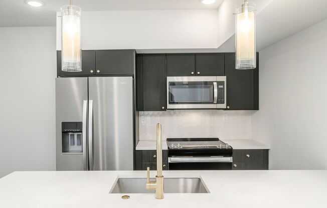 1 bed, 1 bath, 650 sqft, $1,775, Unit 405