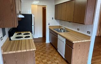 Studio, 1 bath, 525 sqft, $1,655, Unit 531-423