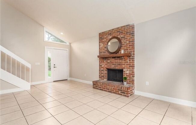 FIRST MONTH FREE - Beautiful remodeled 2 Bed 2 Bath - 2 story house in the heart of Winter Park