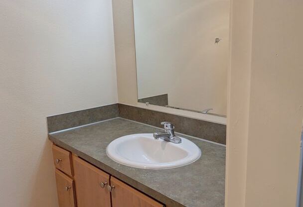 3 beds, 2 baths, 1,180 sqft, $1,585, Unit E304