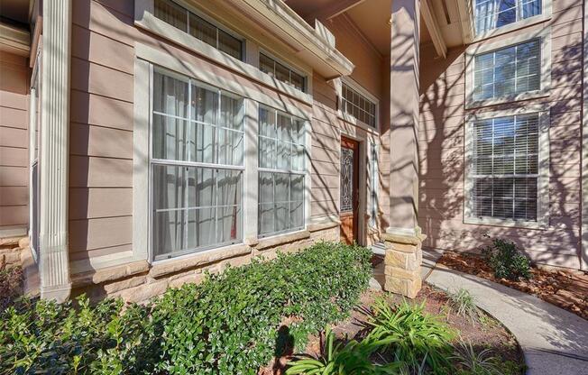 135 E GREENHILL TERRACE PL
