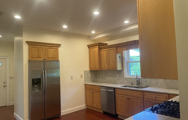 153 WALNUT ST