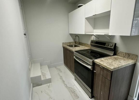790 NW 53 ST