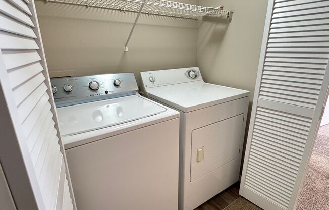 2 beds, 2 baths, $1,210, Unit # 2089