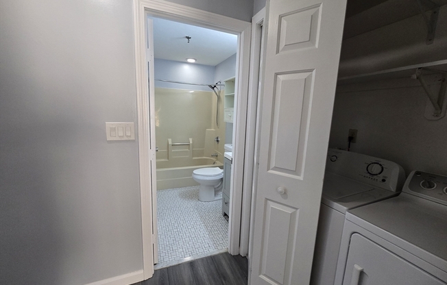 2 beds, 2 baths, 852 sqft, $2,380, Unit 502