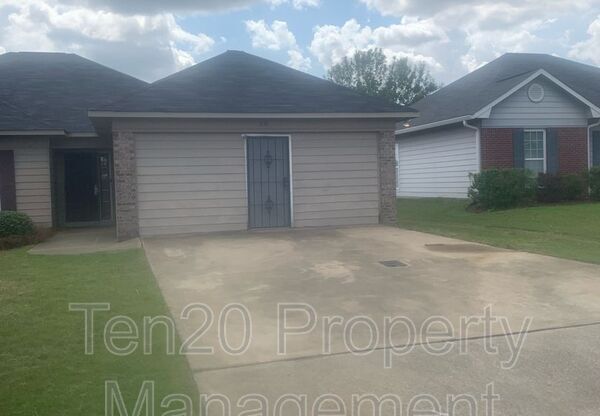 6136 CROSSBOW DR