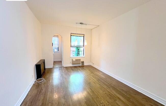 1 bed, 1 bath, $2,750, Unit 3C