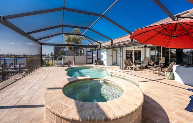 Gulf Access, Waterfront Escape Awaits