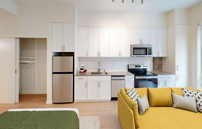 Studio, 1 bath, 370 sqft, $1,845, Unit 109