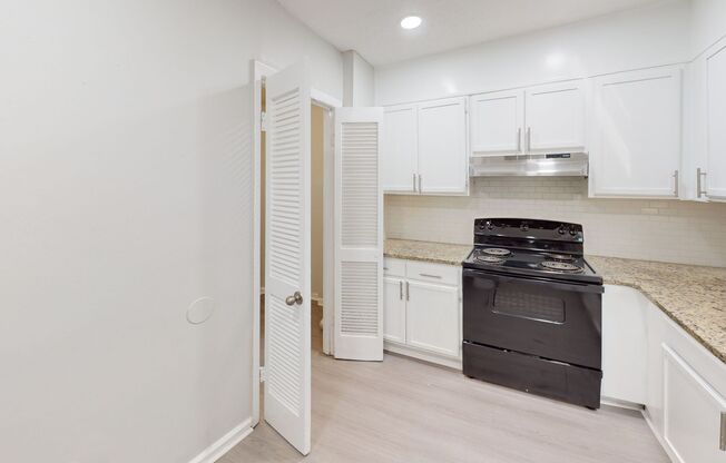 3 beds, 2.5 baths, 1,510 sqft, $1,519, Unit 31-D