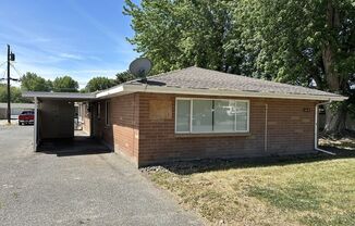 1619 W 5th Ave*