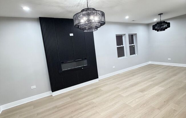 6350 S. St. Lawrence Ave. Chicago, IL 60637