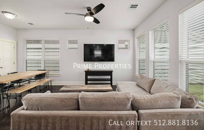 2813 STOCK DR