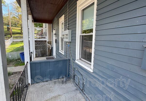 826 WALLBRIDGE W END ST