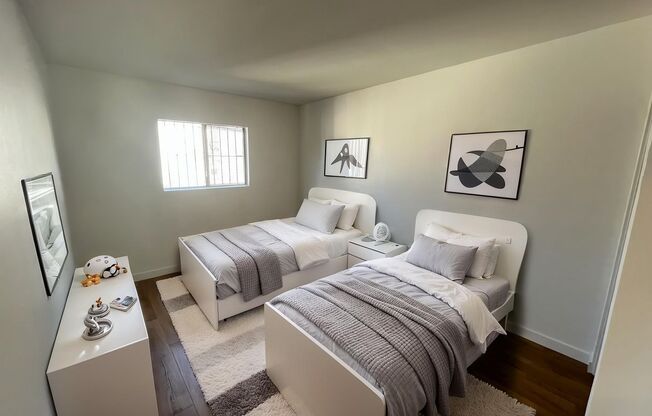 3 beds, 2 baths, 981 sqft, $2,550, Unit Unit 6