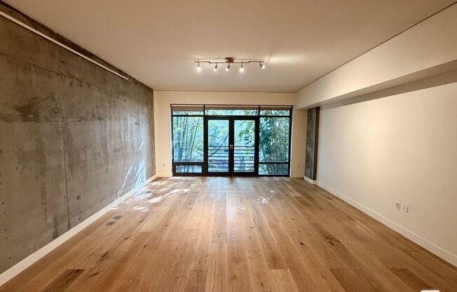1 bed, 1 bath, 1,100 sqft, $2,600, Unit 506