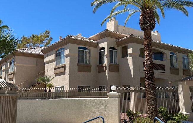 2 beds, 2 baths, $1,600, Unit # 1067