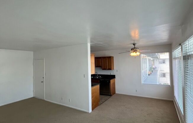 1 bed, 1 bath, 694 sqft, $3,600, Unit 17020- 15