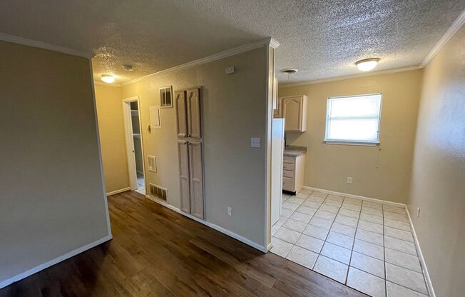 1 bed, 1 bath, 600 sqft, $650, Unit #9