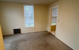 1 bed, 1 bath, $1,500, Unit 1017 1/2