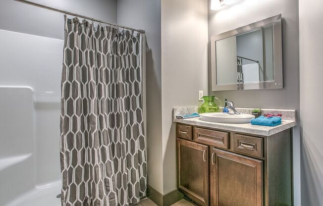 3 beds, 2 baths, 1,469 sqft, $1,995, Unit B - 1004 Unit 226 - C1469 Lake View