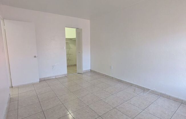 1 bed, 1 bath, 750 sqft, $1,750, Unit B05