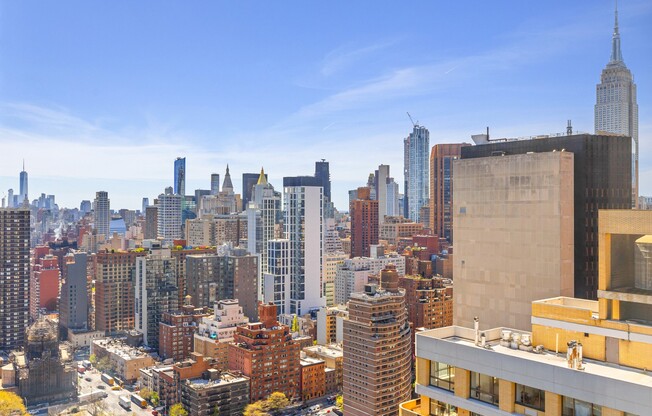 2 beds, 1.5 baths, $6,500, Unit 37C