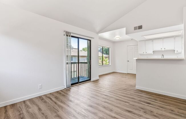 1 bed, 1 bath, 570 sqft, $1,425, Unit 1006-203