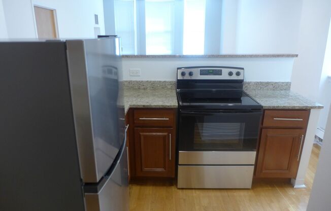 2 beds, 2 baths, 1,250 sqft, $2,850, Unit 05C