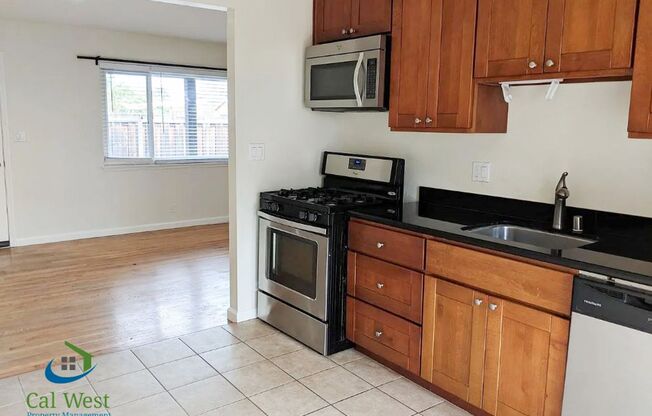 $2600 -  1 Bd / 1 Ba Quiet Mountain View apartment in North Whisman Neighborhood