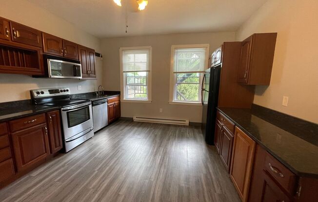 130 S Bryant Ave