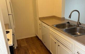 1 bed, 1 bath, 600 sqft, $2,650, Unit 16